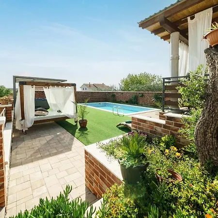 Holiday home Terraccotta *